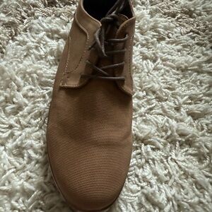 Steve Madden Tan casual dress shoe